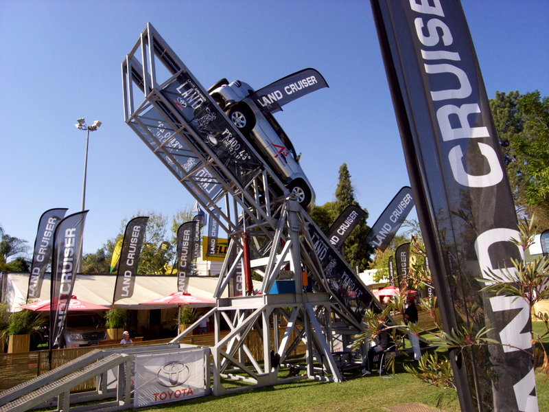 RAS-2008 LandcruiserGX100Sr(1).jpg