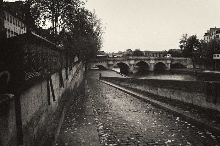 sized_Paris5.JPG