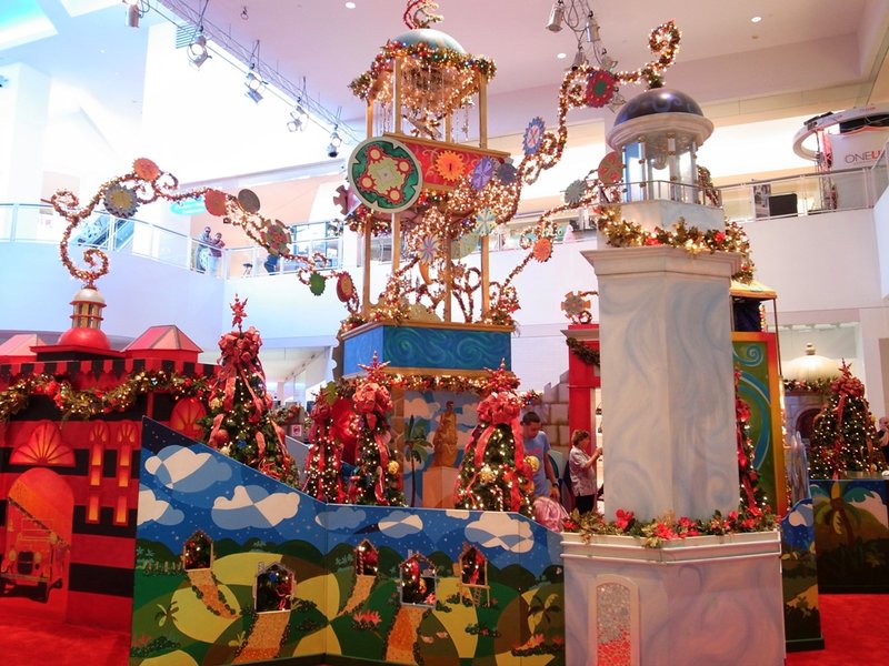 Christmas in Plaza Las Americas - San Juan 4.JPG