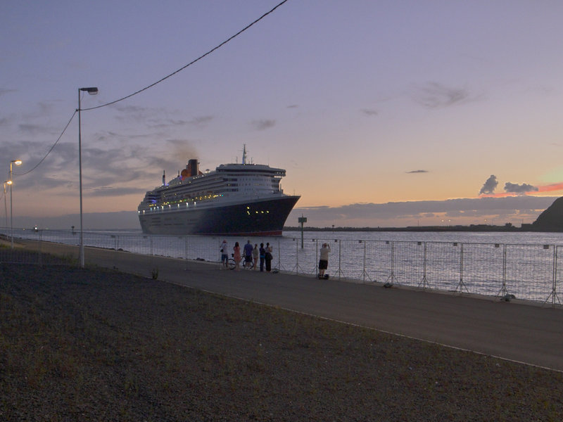 QM2 20120128-1E.jpg