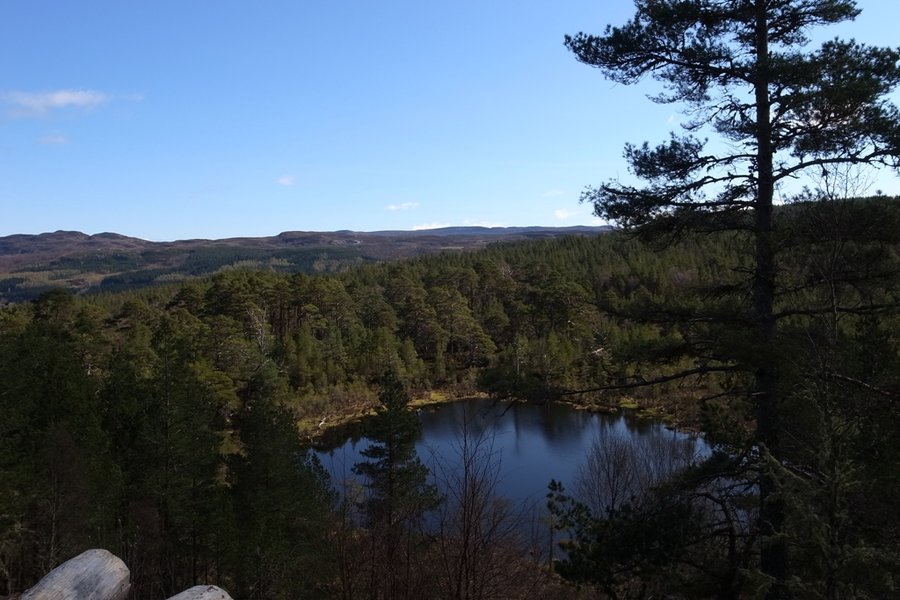 Loch Coire from on high.JPG