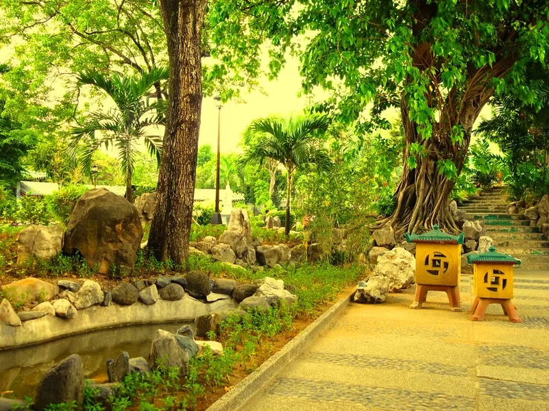 R0012389.webp