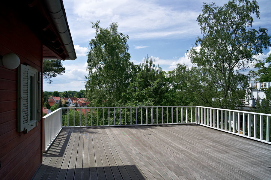 Einstein-Haus Terrasse-1000.jpg