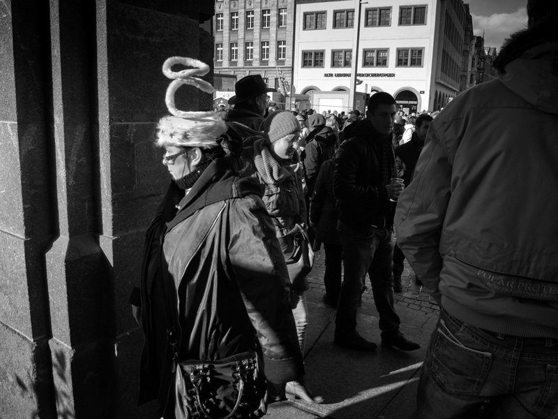 Leipzig Street Photography Winterlicht Ricoh GX200a.jpg