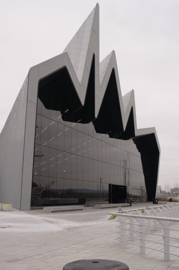 Riverside frontage.JPG