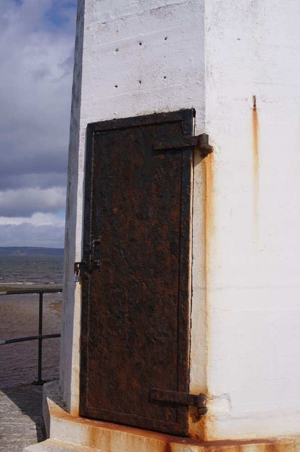 Door on harbour light Nairn.JPG