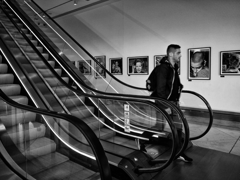 Escalator Ricoh.jpg
