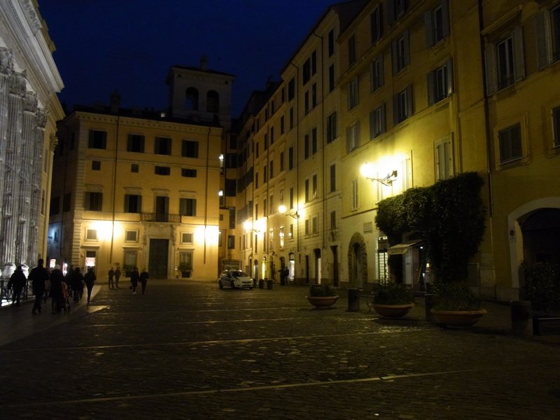 R0011545_sm.JPG